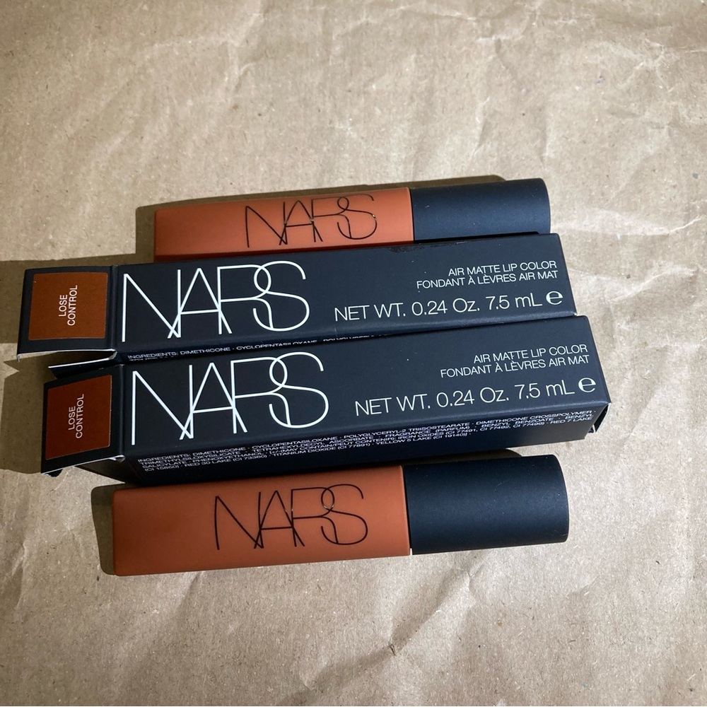 2 x nars lipsticks